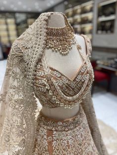 Be the willowy diva of the night with this gorgeous Bridal Lehenga NL-021! Featuring delicate embroidery and intricate beading, this stunning outfit will have all eyes on you as you dance the night away. Perfect for an oh-so-fabulous wedding! WASH CARE INSTRUCTIONS - Please Dry clean only when it is applicable. Fabric: Velvet Ready to Ship! Bridal Lengha Designs Latest, Verano Aesthetic, Invierno Aesthetic, Outfit Basics, Basics Outfit, Plain Suits, Outfits Juveniles, Latest Bridal Lehenga Designs, Best Indian Wedding Dresses