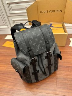 ?? SIZE : 32x39x12CM Louis Vuitton Bag, Contact Us, Paper Bag, Clutch Bag, Louis Vuitton, Things To Come, Adidas, Tote Bag, Shoulder Bag