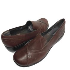 Clarks Blackberry Brown Slip On Loafers Size 8.5 New Without Box A Classic Yet Stylish Shoe To Compliment Your Ensemble. Pair This Shoe With Your Favorite Wool Or Dark Denim Trouser To Wear To The Office Or On The Weekend. * Full-Grain Leather Upper With Self Stitching * Black Available In Both Smooth And Tumbled Finish * Leather Lining And Cushioned Insole * 2" Heel From A Clean Smoke Free Home Elegant Brown Synthetic Slip-ons, Classic Brown Synthetic Walking Shoes, Comfortable Formal Slip-ons With Almond Toe, Medium Width Synthetic Slip-on Loafers, Brown Closed Toe Loafers With Ortholite Insole, Brown Slip-on Loafers Medium Width, Comfortable Synthetic Loafers For Formal Occasions, Comfortable Formal Synthetic Loafers, Comfortable Slip-on Flats For Formal Occasions