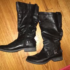 Brand New Never Worn Black Leather Size 7 Mid Calf Boots Nordstrom Shoes, Calf Boots, Moto Boots, Mid Calf Boots, Black Leather Boots, Walkers, Shoes Black, Wearing Black, Mid Calf