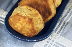 three pieces of bread in a blue bowl