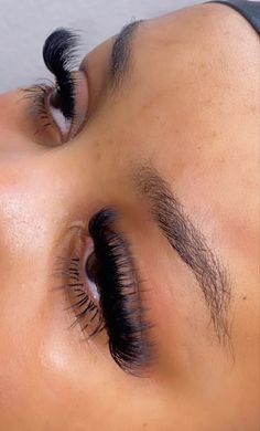 Eyelash Extensions Salons, Best Lash Extensions, Lashes Fake Eyelashes, Lash Styles, Lash Extensions Styles, Eyelash Extensions Styles, Lash Sets, Perfect Eyelashes, Pretty Lashes