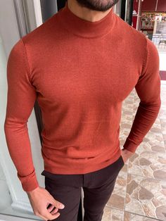 This slim-fit tile turtleneck is a fall-winter arrival. Knit fabric is composed of 50% Cotton, 50% Acrylic Wash in degree water and dry by hanging up The model in the photo wears a Medium "M" size. His measurements Height: 185cm = 72.83 inches Weight: 78kg = 172 lbs Fitted Brown Crew Neck Sweater, Fitted Crew Neck Sweater In Solid Color, Classic Orange Tops For Fall, Classic Orange Top For Fall, Acrylic Product, Fitted Turtleneck, Pullover Men, Upside Down, Turtleneck Sweater