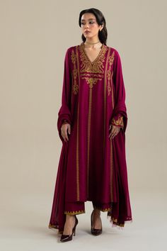 Zara Shahjahan ZC-1986 January Festive Collection Velvet Kurta, Zara Shahjahan, Bridal Jewelry Sets Brides, Shadi Dresses, Festive Collection, Silk Bottoms, Dress Design Patterns, Embroidered Dupatta, Stylish Party Dresses