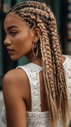 5 Stunning Boho Knotless Braids with Shells for Coastal Style Braids With Shells, Boho Knotless Braids Hairstyles, Knotless Braids Hairstyles, Braids Blonde, Boho Knotless, Beachy Hair, Vacation Hairstyles, French Braids