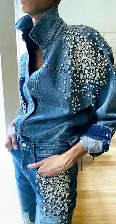 Jeweled Jean Jacket, Bedazzled Clothes, Bedazzled Jean Jacket, Sequin Jeans, Look Jean, Diy Jacket