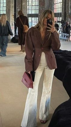 Monochromatic Blazer Outfit, Aw 23, Winter Trip, Outfit Inspired, Paris Outfits, Event Outfit, Professional Attire, Style Aesthetic, Fashion Mistakes