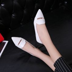 Gender: For Women Style: Fashion,KoreanOccasion: Casual,Party/Club,Office/Career,DressHeel Height: 2cmPlatform Height: 1cmSeason: Spring,Summer,Fall/Autumn,WinterPackage Contents: 1 x Shoes (Pair)Size Guide:28 = foot length 18.5-19cm (Foot width=6.5-7cm)29 = foot length 19-19.5cm (Foot width=7cm)30 = foot length 19.5-20cm (Foot width=7-7.5cm)31 = foot length 20-20.5cm (Foot width=7.5cm)32 = foot length 20.5-21cm (Foot width=7.5-8cm)33 = foot length 21-21.5cm (Foot width=8cm)34 = foot length 21.5 Summer Office Pointed Toe Flats, Elegant Spring Pointed Toe Flats With Metal Feet, White Pointed Toe Flats For Summer, Spring Pointed Toe Flats With Metal Feet, Chic White Pointed Toe Flats For Office, White Flats For Summer Office Wear, White Summer Flats For Office, White Flats For Office In Summer, Summer Office White Flats