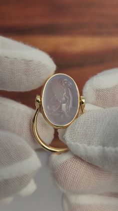 Antique Mens Rings, Intaglio Jewelry, Head Wings, Carved Agate, Lalique Jewelry, An Eagle, Unusual Jewelry, A Lion, Stone Gold