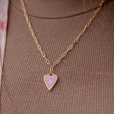 A small dainty heart – a perfect piece 14K gold filled chain Pink Marble, Womens Jewelry Necklace, Gold Filled, Jewelry Accessories, Jewelry Necklaces, Women Jewelry, Chain, Pink, Gold