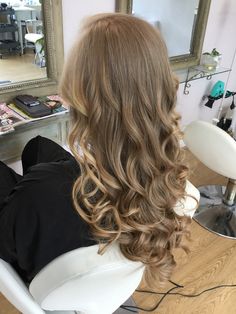 Neutral Blonde Hair, Beige Hair Color, Neutral Blonde, Dark Blonde, Dream Hair, Blonde Hair Color, Fall Hair, Hair Goals