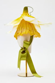 …in full bloom Star in your own Anne Geddes as a dainty daffodil. Come up... Surrealism Costume, Gardener Hat, Bird Headpiece, Whimsical Costume, Garden Costume, Rebecca Gardner, Traditional Illustration, Mini Hats