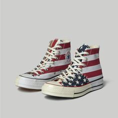 Super Cool And Unique Shoe. Patchwork Style, Exposed Stitching, See-Thru Sole With Stars On One Foot And Stripes On The Other. Men’s Size 4, Women’s Size 6. Western Converse, Unique Converse, Dream Sneakers, Converse Design, Unique Shoe, Converse Red, Converse Chuck 70, Spirit Week, Print Sneakers