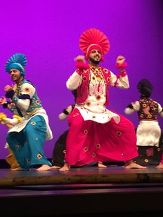 Performing at legacy of Bhangra Dance Crew Outfits, Punjab Village, Punjabi Bhangra, Punjab Culture, Temple Wallpaper, Golden Temple Wallpaper, Punjabi Style