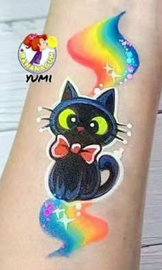 Kitty Face Paint, Festival Paint, Face Mask Design Ideas, Kawaii Faces, Face Painting Halloween, Face Mask Design