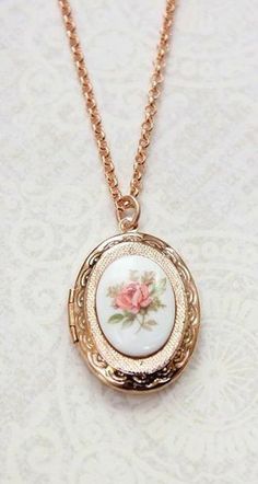 Rose Gold Locket, Gold Locket Necklace, Oval Locket, Modern Disney, Photo Locket, Top Drawer, Soft Grunge, Rose Gold Jewelry