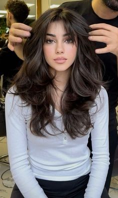 V Haircut For Long Hair With Layers Front View, Flat Hair With Layers, A Line Long Haircut, Layered Hair For Medium Long Hair, Mikayla Nogueira Hair, Hair Inspo 90s Layers, Curled Side Bangs, Layer With Bangs Haircut, Wolf Haircut Bangs