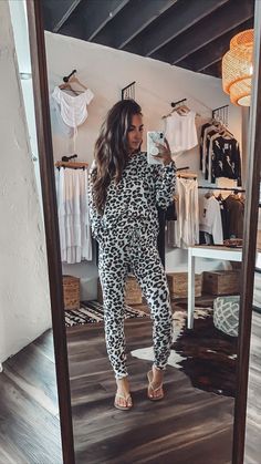 This adorable and comfortable women's loungewear set is perfect for lounging around the house and still looking stylish doing it. Material is a thick t-shirt material with a slightly fuzzy feel. Making this the perfect two-piece set to get comfy in. Sizes: Small, Medium, Large, and XLarge Pattern: Leopard, Camo, and Heather Grey 81% Rayon 16% Polyester 3% Spandex Leopard Pajamas, Womens Loungewear Sets, Stylish Loungewear, Leopard Fabric, White Leopard, Clothing Retail, Fashion Joggers, Oversized Top, Style Pants