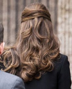 Hair Updos Easy, Updos Easy, Kate Middleton Hair, Easy Hair Updos, Good Hair Day, Makati, Elegant Hairstyles