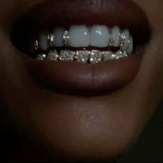 Fangs Grillz Women, Girls With Grills, Fang Grillz, Colour Corrector