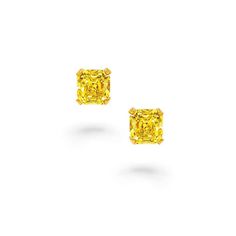 A striking alternative to white diamonds, our simulated yellow diamond studs, demonstrate remarkable fire and vivacious colour. 6 carat Vivid Yellow square asscher cut per earring set in yellow gold Your browser does not support the video tag. Yellow Diamond Earrings, Emerald Cut Stud Earrings, Graff Jewelry, Yellow Diamond Earring, Silver Circle Earrings, Accessory Jewelry, Fine Diamond Jewelry, Diamond Alternatives, Colorless Diamond