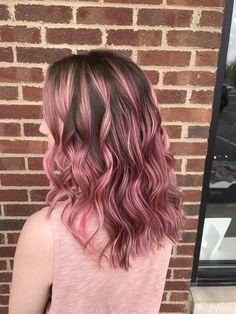 Colourful Balayage Hair, Brunette With Blonde And Pink Highlights, Pale Pink Highlights In Brown Hair, Pink Bolyoge Hair, Curly Brown Hair With Pink Highlights, Pink Balyage Long Hair Brunettes, Pastel Pink Highlights In Brown Hair, Highlight Pink Hair, Pink And Blonde Highlights In Brown Hair