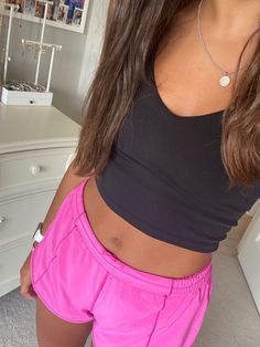 Lululemon Fits Preppy, Lululemon Summer Outfit, Preppy Girl Pfp, Lululemon Aesthetic Outfits, Preppy Lululemon Outfits, Lulu Closet, Aesthetic Lululemon, Lululemon Girl