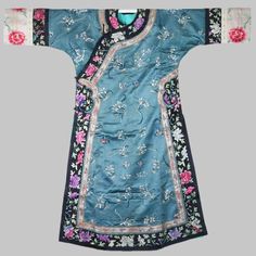 Chinese Ancient Clothing, Ancient Clothing, Chinese Silk, Chinese Ancient, Women's Robe, Chinese Dress