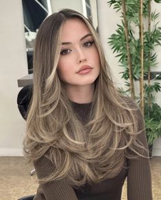 Beige Blond, Blond Balayage, Spring Hair Color, Blonde Hair Inspiration, Light Hair Color, Haircuts For Long Hair, Hair Inspiration Color, Hair Inspo Color