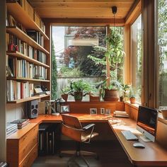 Home Library Art Studio, Sunroom With Desk, Small Home Office Inspiration Workspaces, Small Office 2 Desks, Office With Windows Ideas, Home Coworking Space, Personal Study Room, Computer In Front Of Window, Home Office Facing Window