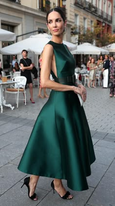 Sukienki Maksi, Emerald Dresses, 파티 드레스, Gorgeous Gowns, Little Dresses, Fashion Mode, Mode Inspiration, Classy Dress, Fancy Dresses