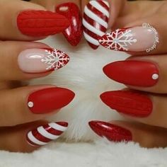 Winter Wedding Nails, Festive Holiday Nails, Christmas Nail Art Easy, Nails Oval, Holiday Nails Winter, Video Makeup, Stiletto Nail Art