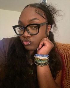 Pretty Black Women With Glasses, Big Glasses Aesthetic, Cute Nose Piercings, Glasses Inspiration, Big Glasses, Glasses Fashion Women, Makeup For Black Skin, Beauty Routine Tips, Stylish Glasses