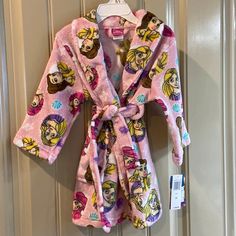 Toddler Girls Pink Disney Princess Themed Long Sleeve Robe By Disney Brand, Size 2t. See Measurements For Specifics On Size! Fold Down Collar And Lapel, Long Sleeves, Inside Tie, Attached Tie Around Waist And Two Front Pockets. Disney Princess’s Themed. Flame Retardant & 100% Polyester & Machine Washable! Would Make A Wonderful Gift! Disney Character Print Sleepwear, Pink Disney Long Sleeve Sleepwear, Disney Sleepwear With Cartoon Print For Sleepover, Disney Cartoon Print Sleepwear For Sleepover, Disney Style Pink Sleepwear For Bedtime, Pink Disney Sleepwear For Pajama Party, Pink Disney Character Print Sleepwear, Pink Disney Sleepwear For Bedtime, Fuzzy Robe