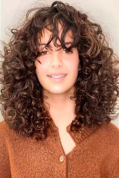 Wispy Bangs For Medium Curly Hair 2023 Bangs, 90s Bangs, Soft Wispy Bangs, Curly Fringe, Bangs Ideas, Medium Curly, Blonde Haircuts, How To Shade, Medium Curly Hair Styles