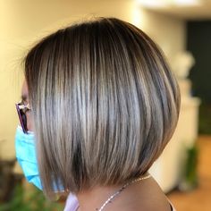 Latest Bob Hairstyles, Balayage Lob, Shirt Hair, Hair Shows, 2022 Trends, Short Haircut, Trending Hairstyles, Fit Ideas, Now Is The Time