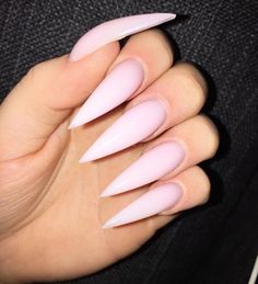 tadiorx 👹 Pink Stiletto Nails, Long Stiletto Nails, Light Pink Nails, Nails Stiletto, Gel Powder, Nails Manicure, Hot Nails, Creative Nails