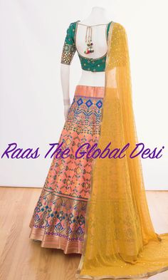 Rajeshthani Lehenga Choli, Floor-length Chanderi Lehenga For Navratri, Bollywood Style Handloom Raw Silk Choli, Ram Leela Chaniya Choli, Latest Blouse Patterns, Geeta Rabari Chaniya Choli, Navaratri Chaniya Choli, Garba Dress, Classy Blouses