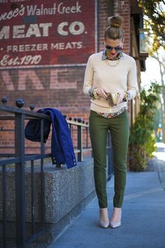 Love the idea of green pants and a more preppy look but not sure I could pull it off Interview Outfits Women, Looks Pinterest, Spring Work, Spring Work Outfits, Business Wear, Jack White, Outfit Trends, Interview Outfit, Business Outfit