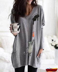 Item :G7519Material: Cotton,PolyesterClosure Type: OverheadPattern: CartoonSleeve Length: Long SleeveOccasion: Daily CasualNeckline: O-neckSeason: Spring,Autumn,Winter Long Sleeve Loose Blouse, Blouse For Women, Themed Outfits, Cartoon Cat, Cat Print, Women Long Sleeve, Black Cat