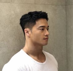 Asian Men Short Hairstyle, Very Short Hair Men, Crew Cut Haircut, Mens Haircuts Straight Hair, Asian Man Haircut, Mens Haircuts Short Hair, Gents Hair Style, Men Haircut Curly Hair, Asian Haircut