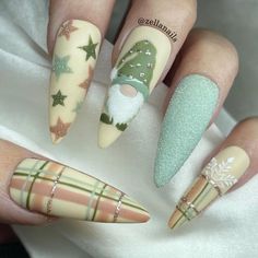 Instagram Gnome Nails, Winter Nail Inspiration, Winter Nail Design, Pedicure Designs Toenails, Purple Acrylic Nails, Acrylic Toe Nails, Winter Nails Acrylic, Classy Acrylic Nails