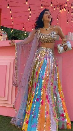 Lehenga Choli Designs, Saree Bollywood, Mehendi Outfits, Indian Outfits Lehenga, Nikkah Dress, Wedding Lehenga Designs, Lehnga Dress, Salwar Kamiz, Traditional Indian Outfits