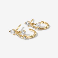 You've never seen earrings like this before. Wilder's delicate 360 design, features cascading crystals with a unique bezel and claw setting, for stunning silhouettes from every angle. Versatile with all your favorites while achieving effortless style worn alone. Created with a sterling silver base and utilizing luxury 14 karat gold plating, these Adorn Luxe earrings are everything you love about our collection, but with a ‘demi-fine’ jewelry finish. Luxe Earrings, 360 Design, Claw Setting, Earrings Crystal, Demi Fine Jewelry, Earrings In Gold, Gold Plating, Crystal Earrings, Effortless Style