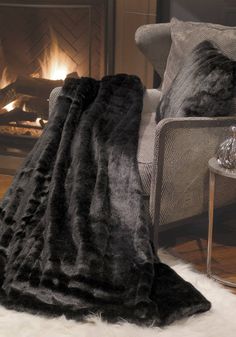 Signature Series Black Mink Faux Fur Black Throw Blanket, Contemporary Duvet Covers, Faux Fur Throw Blanket, Fabulous Furs, Fur Throw Blanket, Super Soft Blanket, Fur Blanket, Fur Throw, Faux Fur Throw