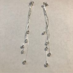 New, Taken Out Of Plastic Only To Take Pictures Unbranded Silver Dangle Drop Earrings Dual Look - Shorter 2 Drop Dangle Or You Can Add The Longer 3 Drop Dangle For A Total Of 5 Strand Dangle. (See Pics) Short Strand Is About 4” And The Long Strand Is About 6” Each Drop Strand Has A Rhinestone Each Strand Is A Thin Chain. It Does Curve But You Can Run Fingers Done It To Straighten Back Out So They Hang Straight. Post Earrings Post Backs Have The Round Rubber Protector Very Light Weight Long Dangle Earrings Silver, Straighten Back, Dangle Silver Earrings, Cushion Earrings, Chain Drop Earrings, Mermaid Earrings, Solid Gold Earrings, Loop Earrings, Long Dangle Earrings