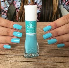 Unhas verão Pedicure Blue, Blue Toenails, Nail Paint Shades, Pastel Nails Designs, Pretty Nail Colors, Romantic Nails, Basic Nails, Pedicure Nail Art, Pedicures