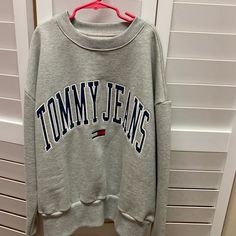 Never Worn In Amazing Condition Oversized Fit Very Comfortable Trendy Tommy Hilfiger Tops For Streetwear, Tommy Hilfiger Sweater, Tommy Jeans, Oversized Fits, Tommy Hilfiger, Sweaters For Women, Crew Neck, Grey, Women Shopping