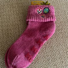 Womens Size 6-9. Super Cute Vintage Pink Mudd Slipper Socks. Pink Casual Socks For Winter, Pink Casual Winter Socks, Casual Pink Winter Socks, Super Soft Pink Casual Socks, Casual Super Soft Pink Socks, Casual Pink Socks For Fall, Casual Warm Pink Socks, Slipper Socks, Accessories Vintage