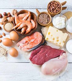 Top 48 High Protein Foods You Should Include In Your Diet Food Rich In Protein, Top Protein Foods, Gizi Seimbang, Protein Rich Food, High Protein Foods List, Protein Foods List, Food To Gain Muscle, Smoothies Vegan, High Protein Foods